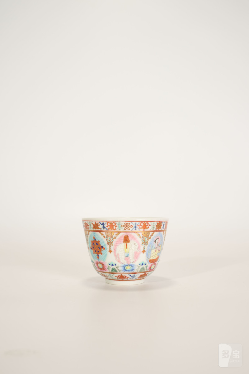 Lot845 清道光 粉彩八宝莲纹杯 - 图4